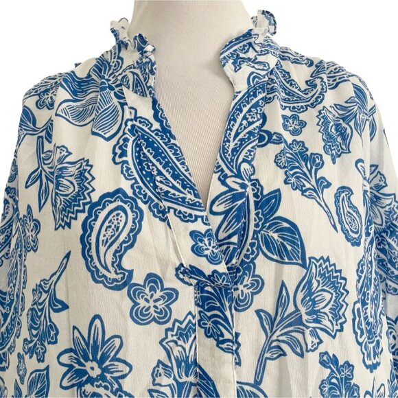 XiRENA Blue and White Ruffled Blouse with 3/4 Sleeves - Picture 2 of 8